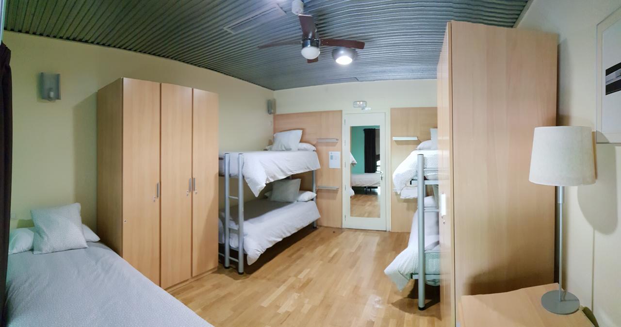 Via De La Plata Hervas Hostel Kültér fotó